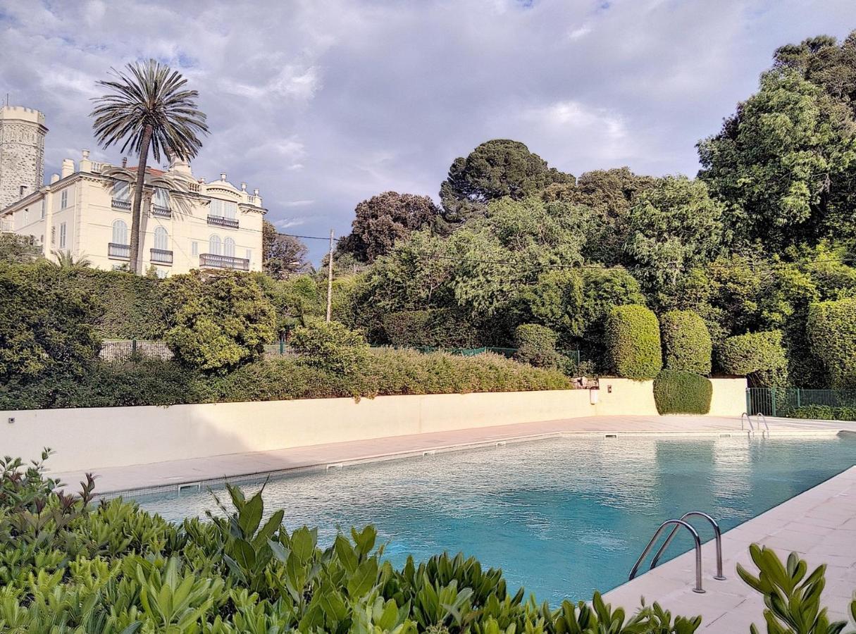 Chateau De La Pinede جوان ليه باه المظهر الخارجي الصورة